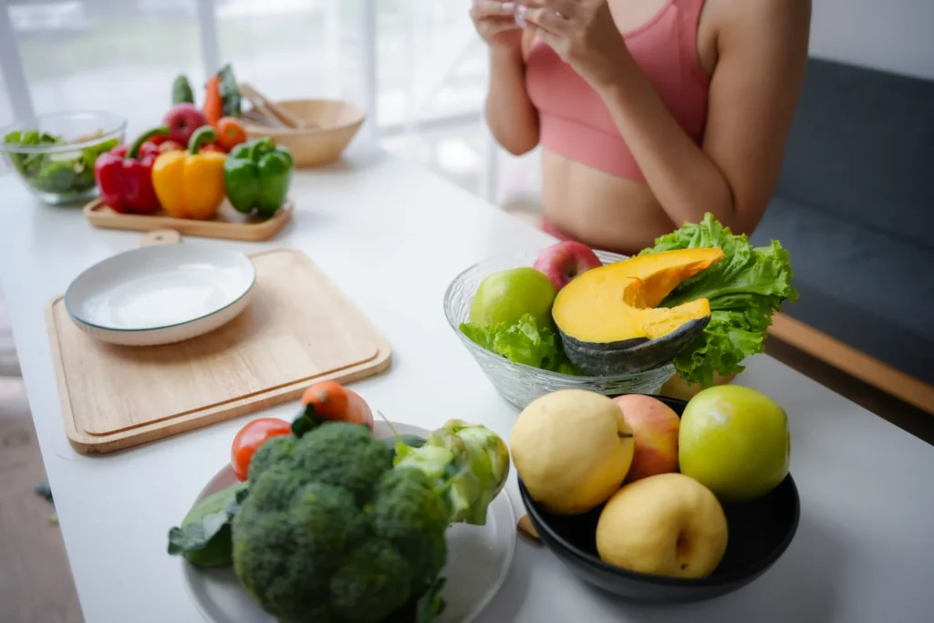 Tabla de alimentos que ayudan a mejorar el equilibrio hormonal femenino
